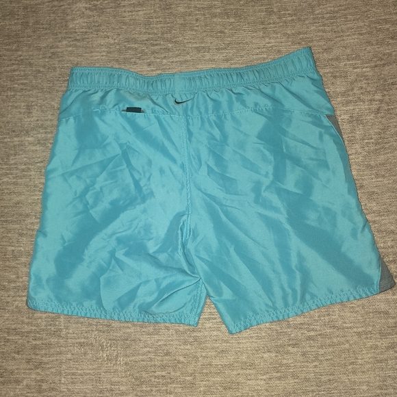 Nike Swim Trunks - Picture 2 of 4